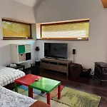 فيلة Pod Platanem