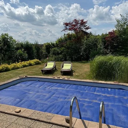 Villa Pod Platanem *